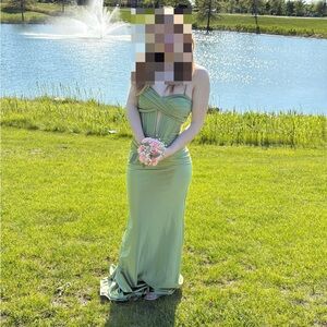 Elegant Green Prom Dress
